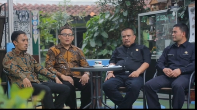 Pendampingan PTK Guru SMP N 4 Kota Bandung